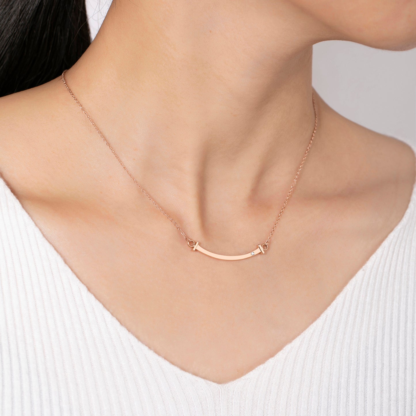 Praelinos Smiley Pendant Necklace